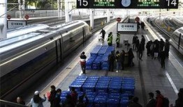 南京快递车厢爆料视频大全,揭秘快递行业背后的真实故事